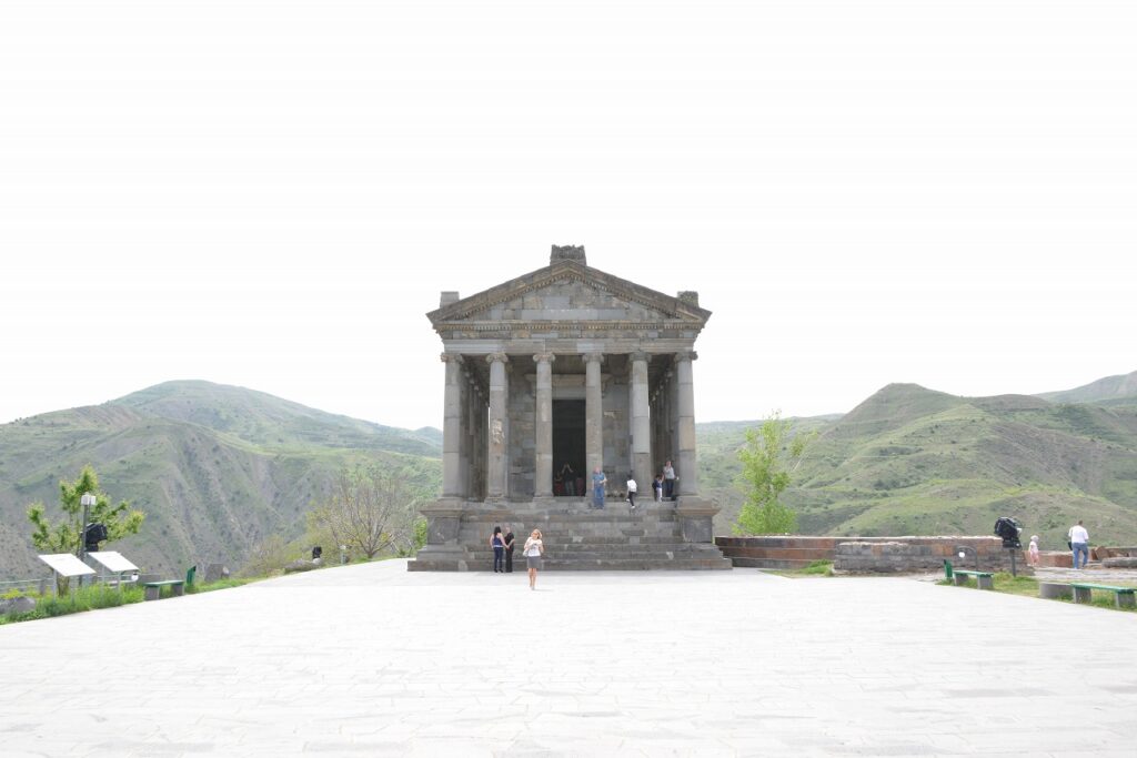 アルメニアのガーニ神殿正面